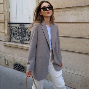 Anna Quan Gianna Blazer in Taupe. Size XS (AU6)